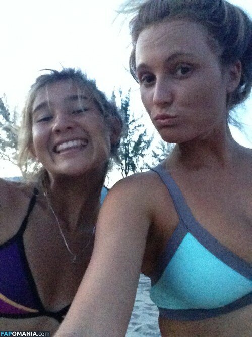 Alana Blanchard Naakt Gelekte foto #5
