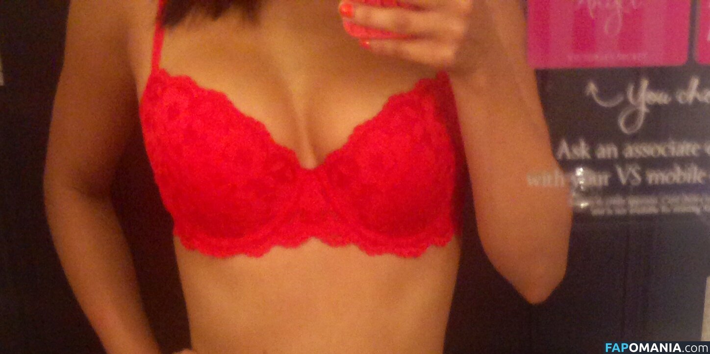 Alex Lowery Naakt Gelekte foto #24