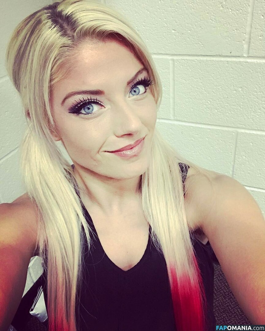 Alexa Bliss Naakt Gelekte foto #12