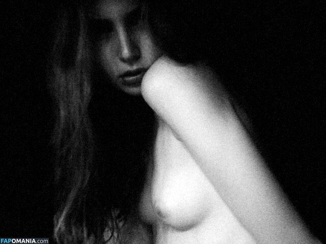 Ali Michaels Naakt Gelekte foto #30