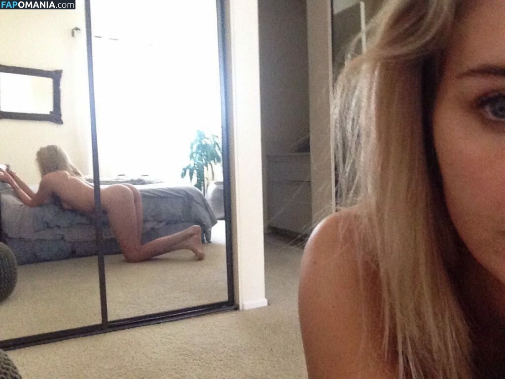 Alice Haig Naakt Gelekte foto #2