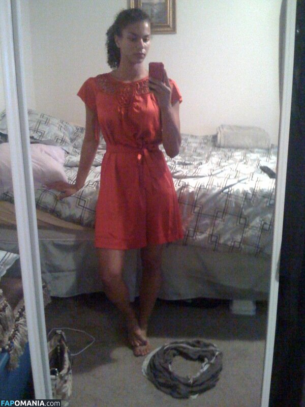 Alysha Clark Naakt Gelekte foto #45