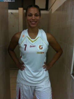 Alysha Clark Naakt Gelekte foto #47