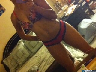 Alysha Clark Naakt Gelekte foto #51