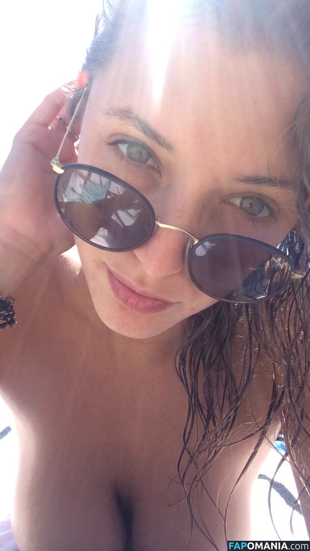 Alyssa Arce Naakt Gelekte foto #131