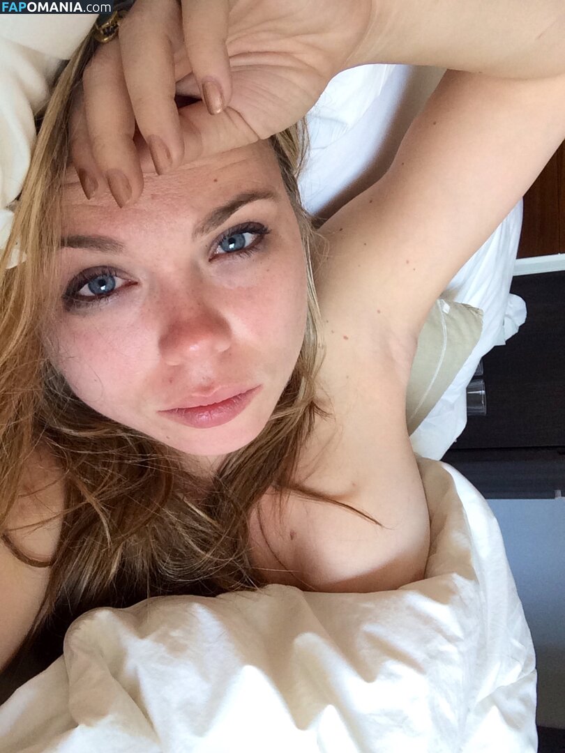 Amanda Fuller Naakt Gelekte foto #2