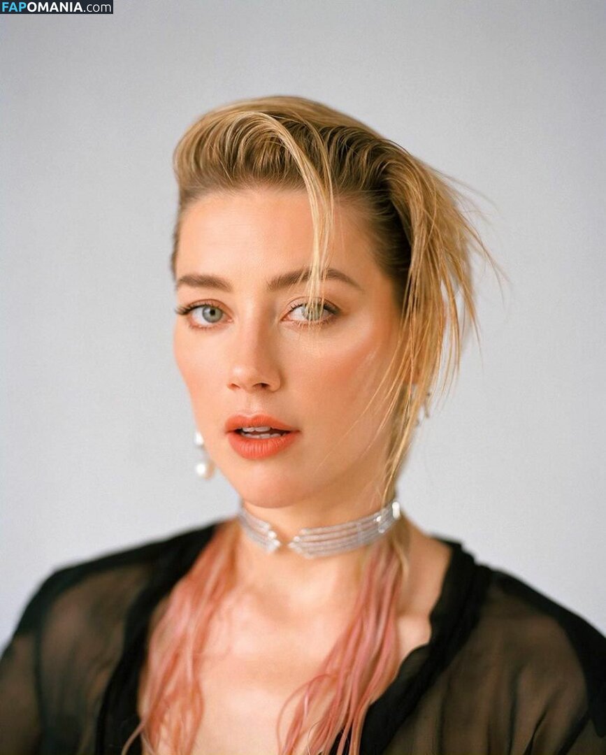Amber Heard Naakt Gelekte foto #127