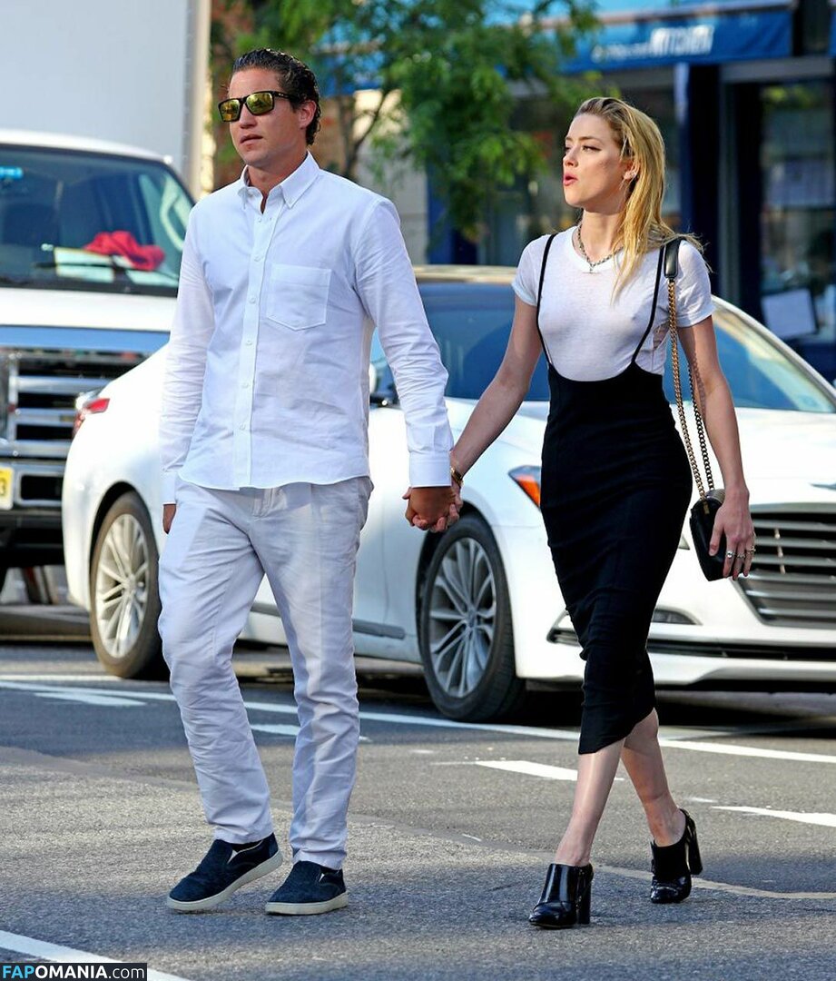 Amber Heard Naakt Gelekte foto #169