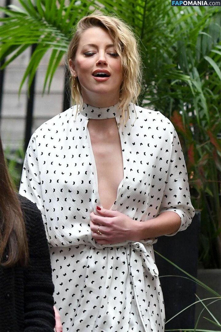 Amber Heard Naakt Gelekte foto #205