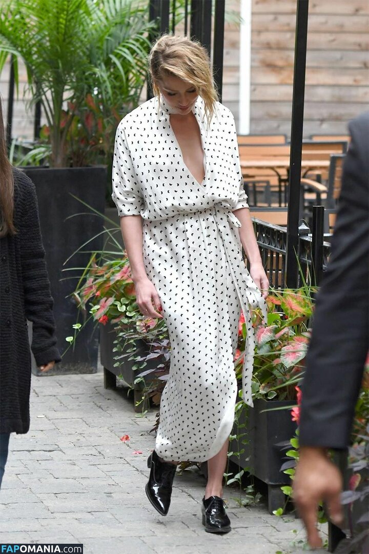Amber Heard Naakt Gelekte foto #209