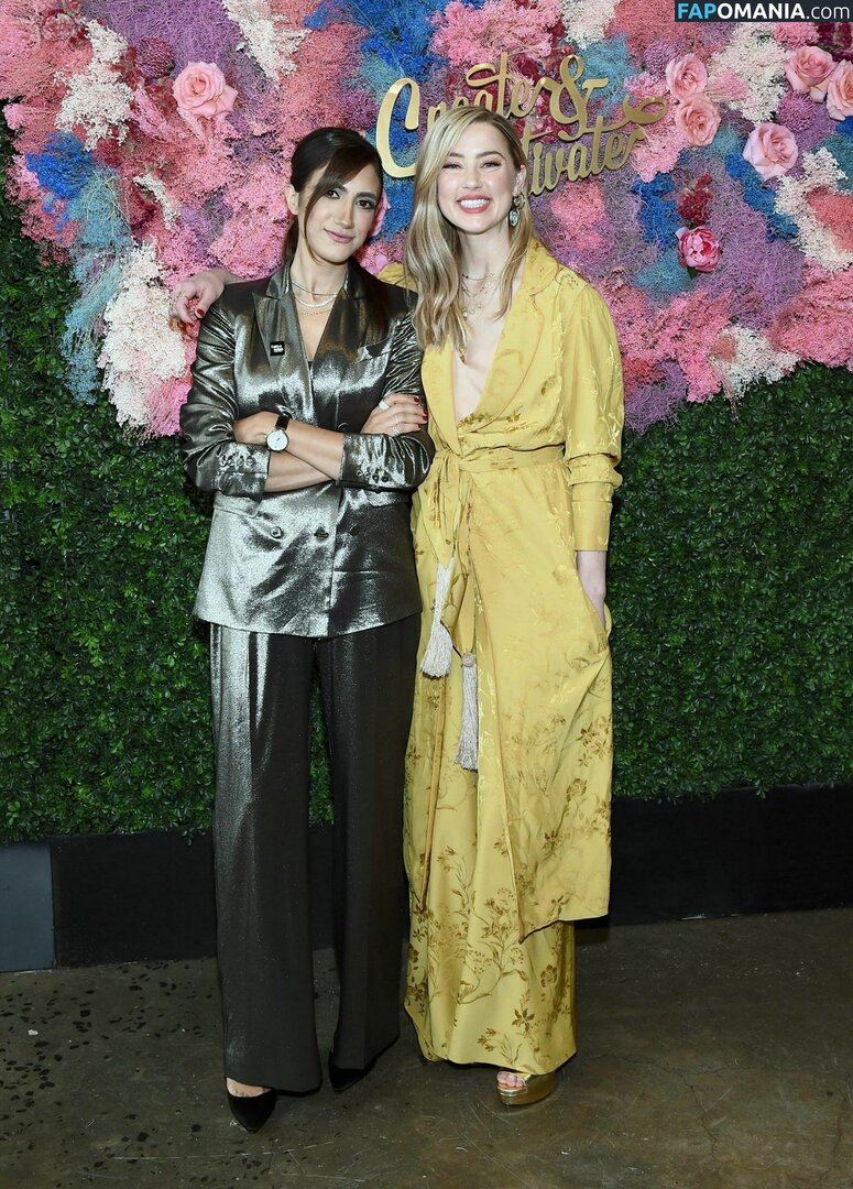 Amber Heard Naakt Gelekte foto #266