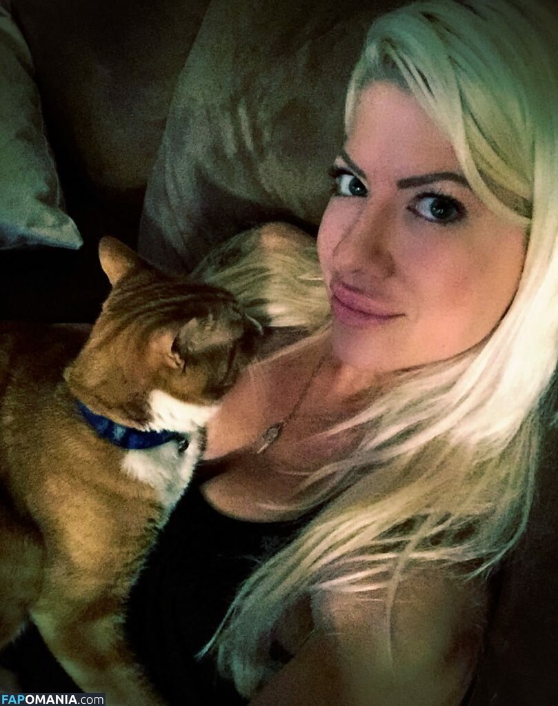 Angelina Love Naakt Gelekte foto #77