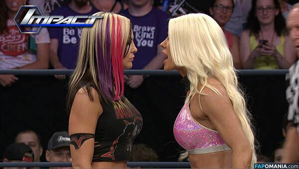 Angelina Love Naakt Gelekte foto #97
