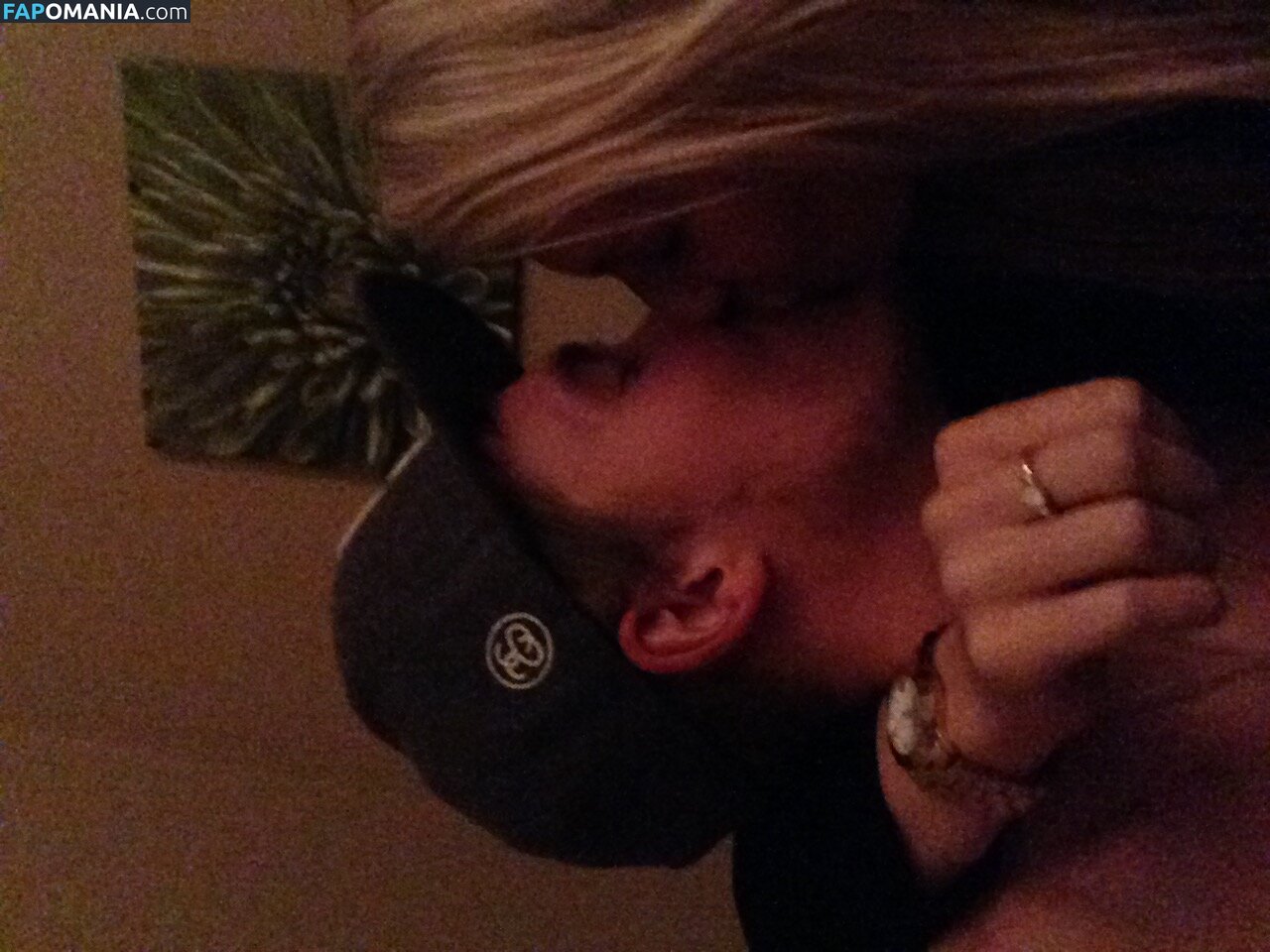 Anna Christian Naakt Gelekte foto #6