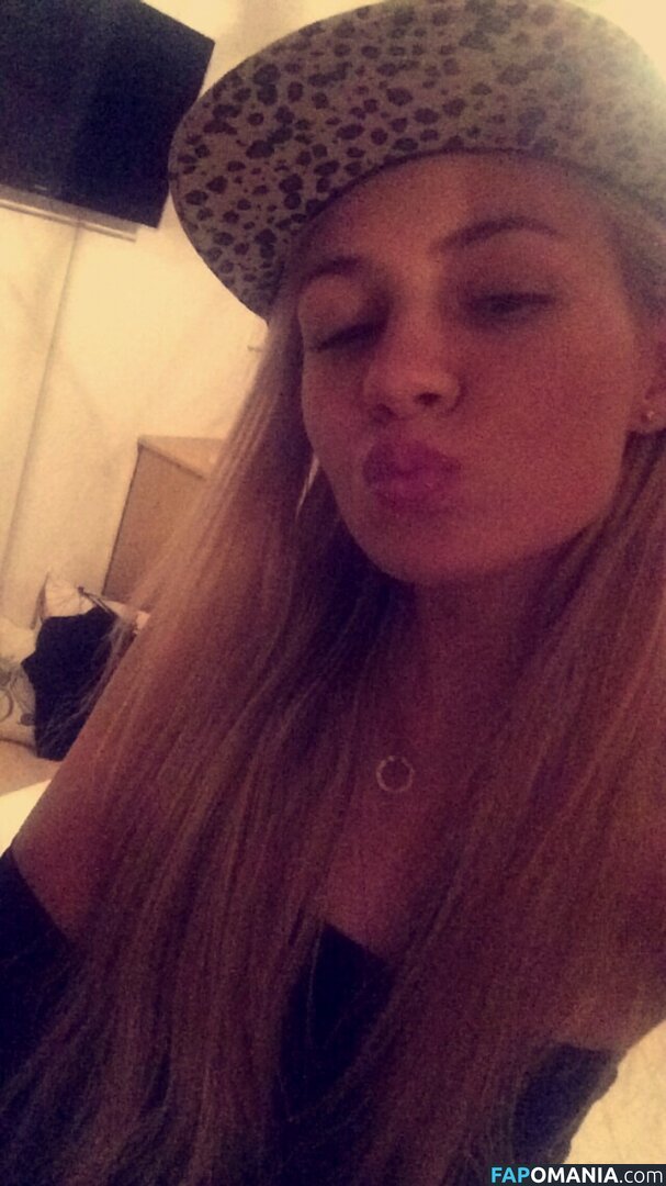 Anna Christian Naakt Gelekte foto #8