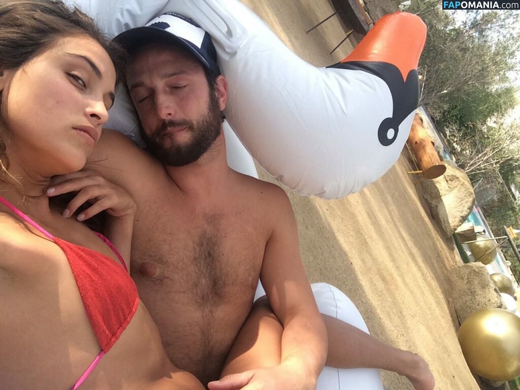 Anna Herrin Naakt Gelekte foto #18