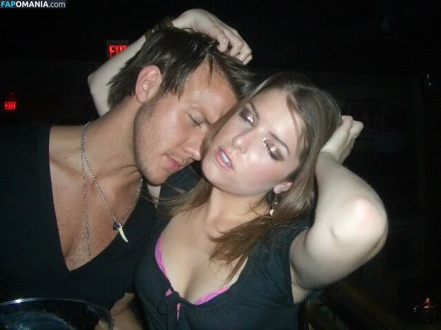 Anna Kendrick Naakt Gelekte foto #23