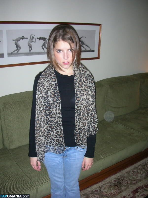 Anna Kendrick Naakt Gelekte foto #71