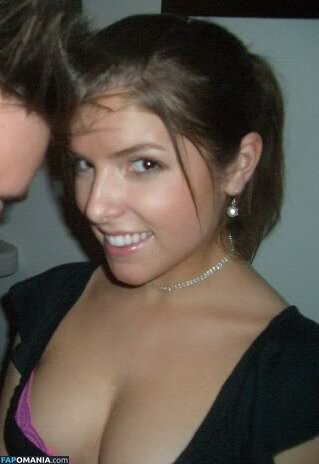 Anna Kendrick Naakt Gelekte foto #83