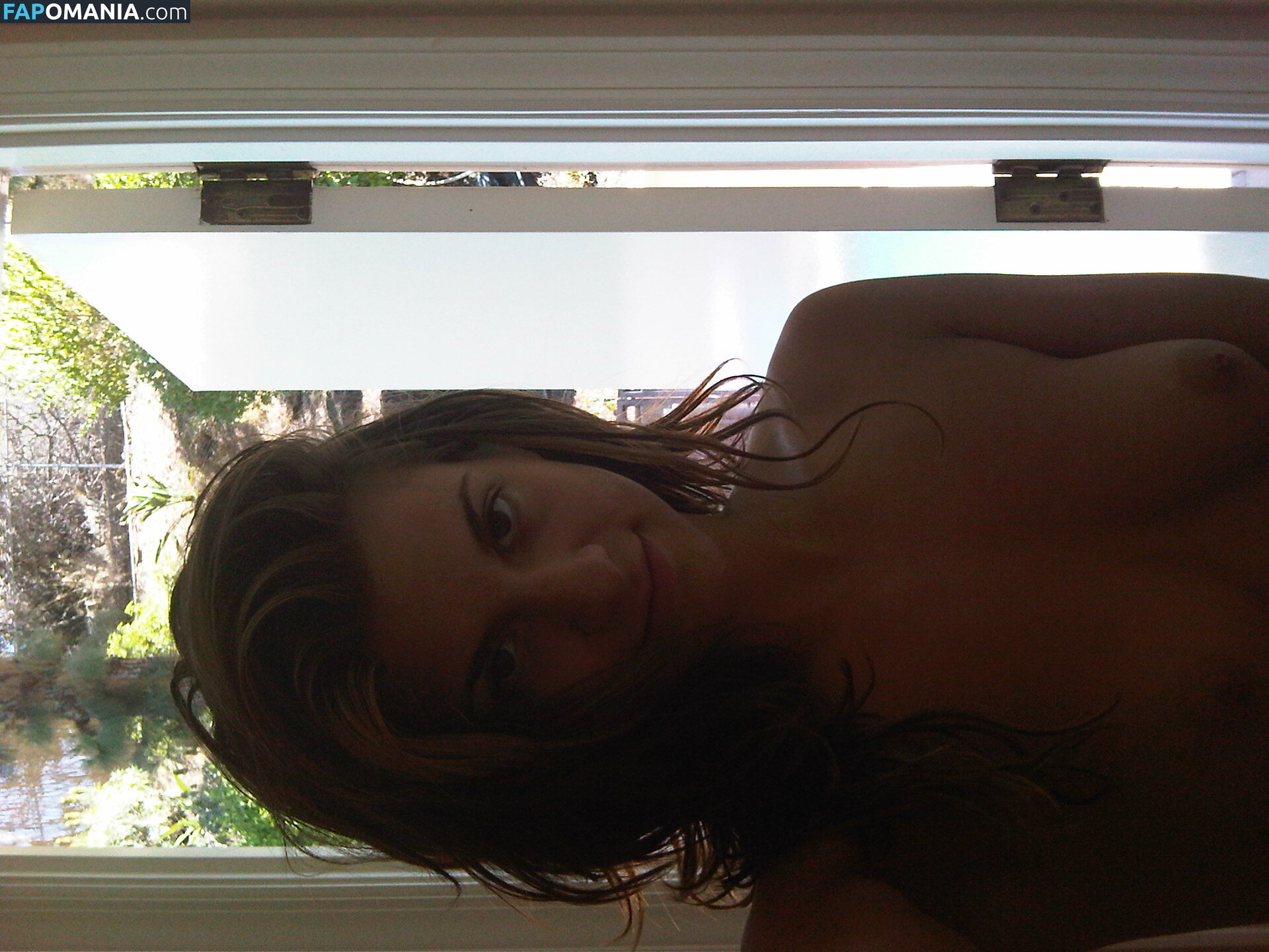 AnnaLynne McCord Naakt Gelekte foto #14