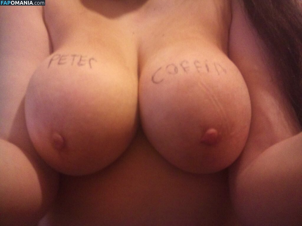 Ashleigh Coffin Naakt Gelekte foto #91