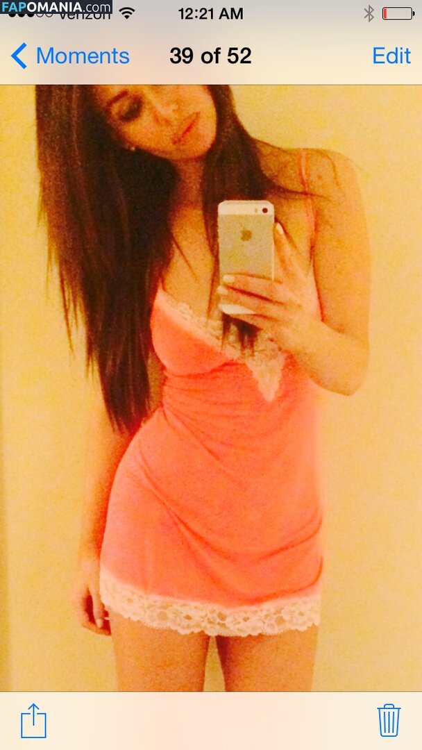 Ashley Mulheron Naakt Gelekte foto #19