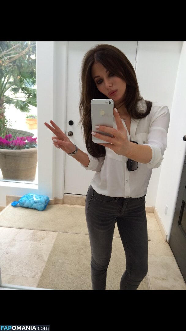 Ashley Mulheron Naakt Gelekte foto #25