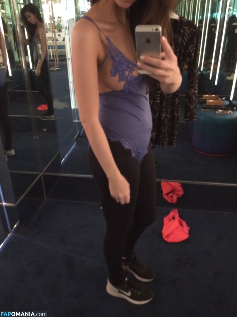 Ashley Mulheron Naakt Gelekte foto #68