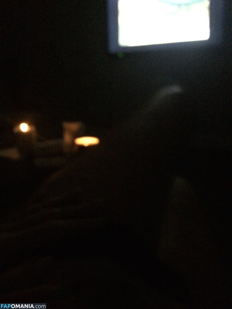 Ashley Mulheron Naakt Gelekte foto #160