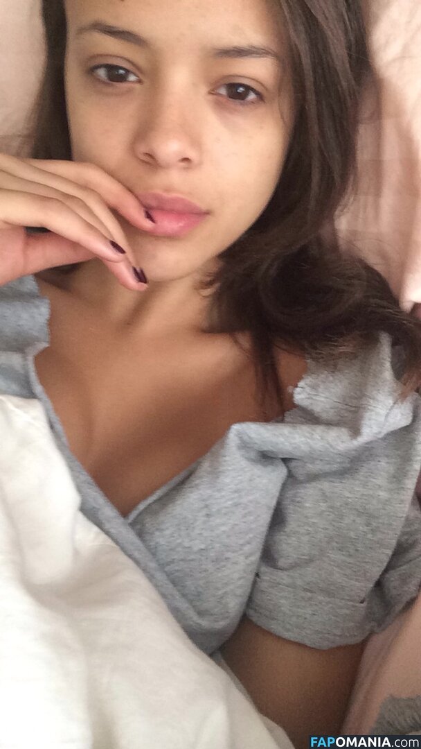 Aubrey Cleland Naakt Gelekte foto #57
