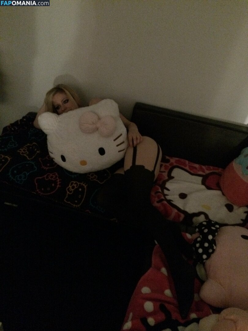 Avril Lavigne Naakt Gelekte foto #14