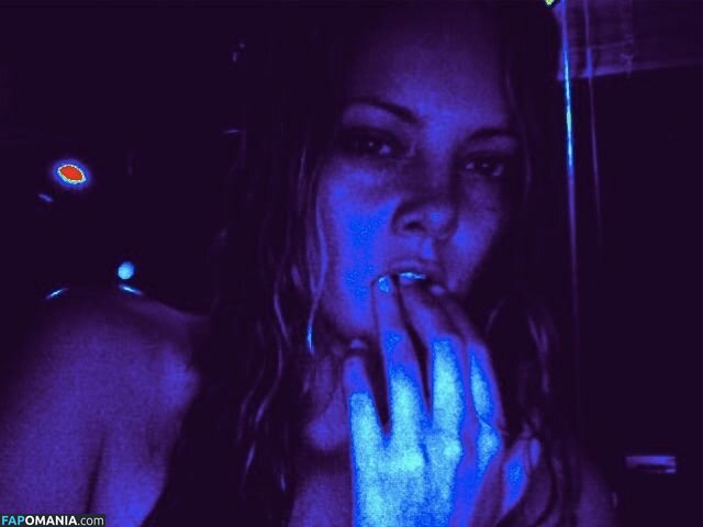 Bijou Phillips Naakt Gelekte foto #16