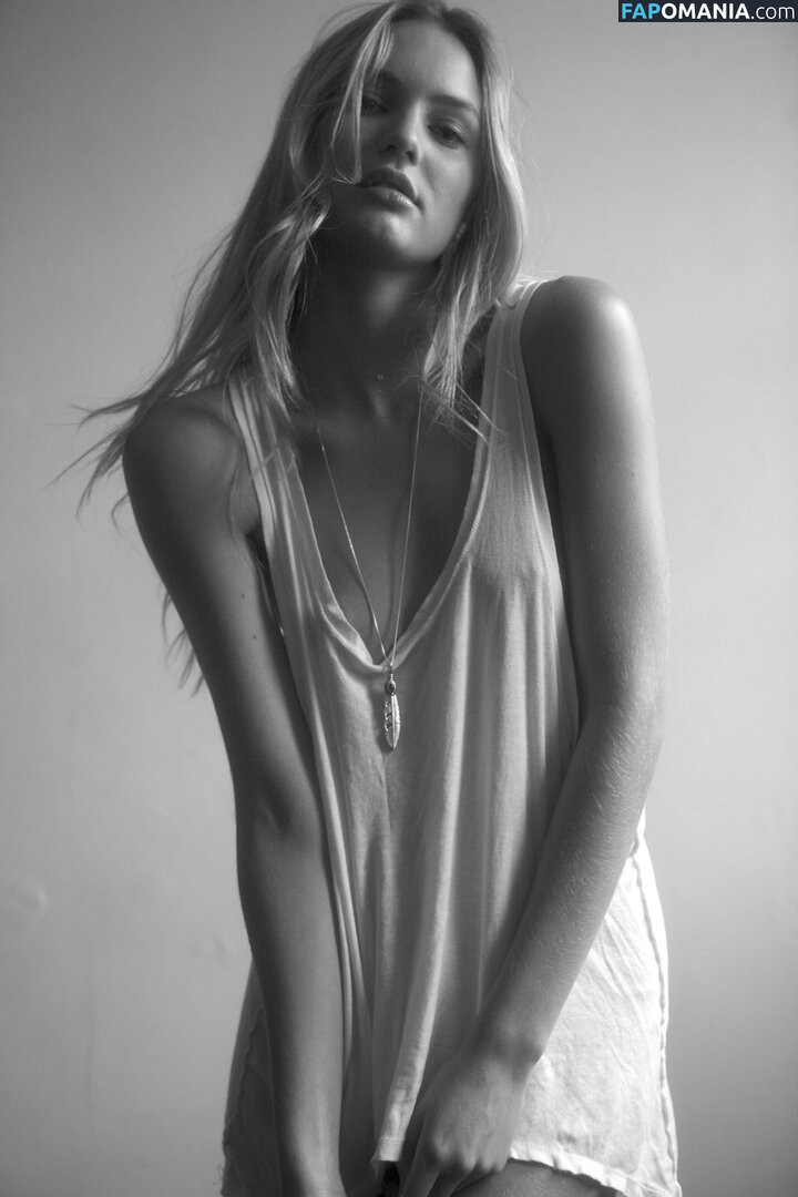 Candice Swanepoel Naakt Gelekte foto #1270