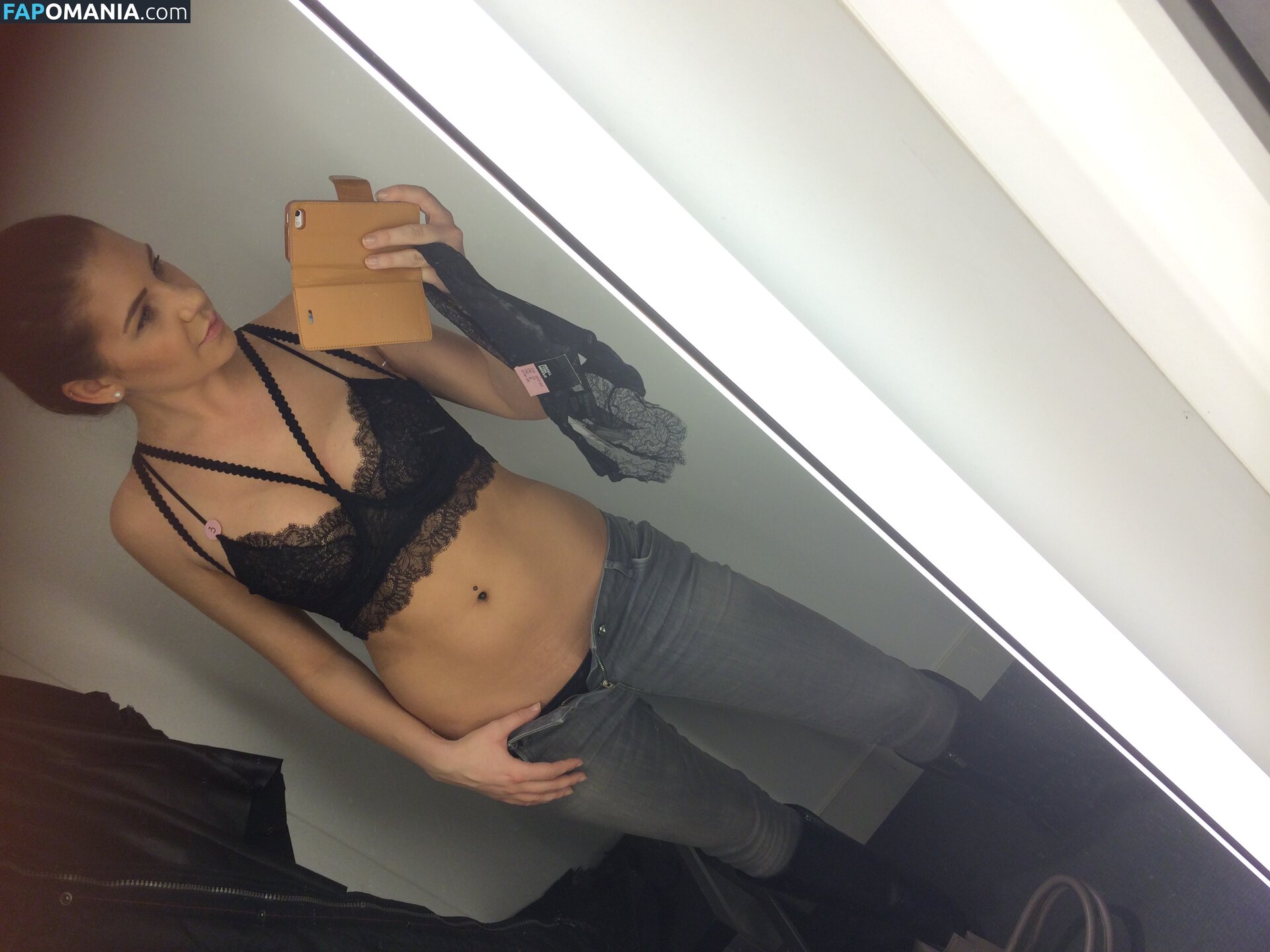 Carina Schwarz Naakt Gelekte foto #20