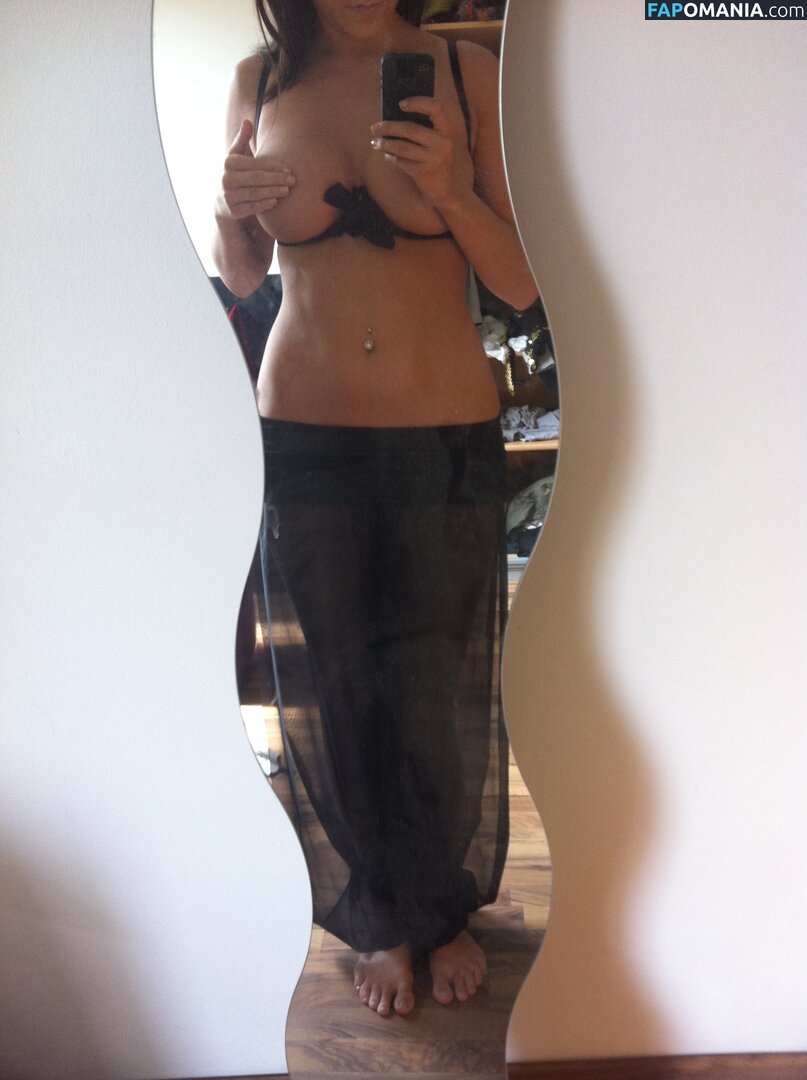 Carina Schwarz Naakt Gelekte foto #145