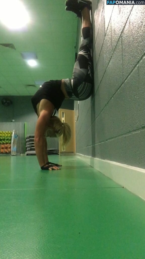 Carly Booth Naakt Gelekte foto #36