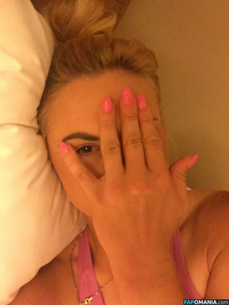 Carly Booth Naakt Gelekte foto #60