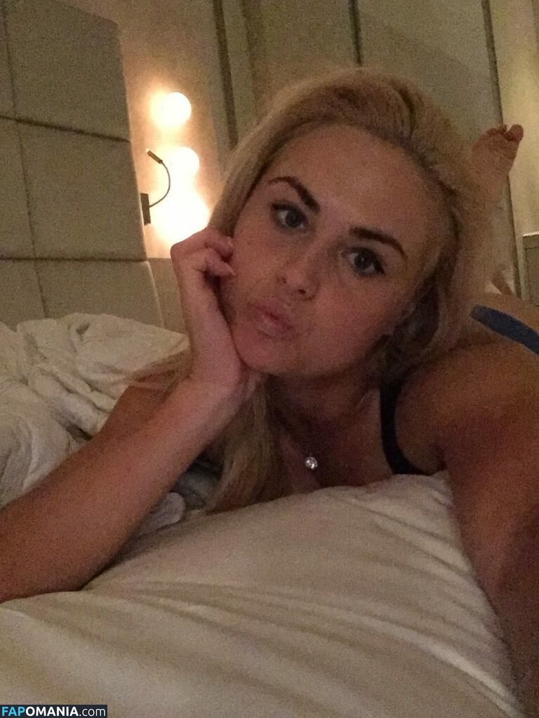 Carly Booth Naakt Gelekte foto #86