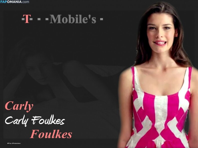 Carly Foulkes Naakt Gelekte foto #14