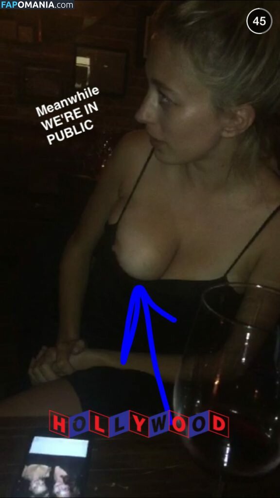 Caroline Vreeland Naakt Gelekte foto #3