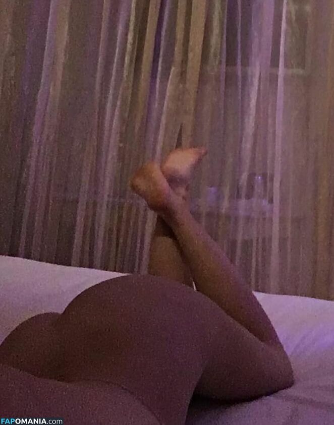 Caroline Vreeland Naakt Gelekte foto #29