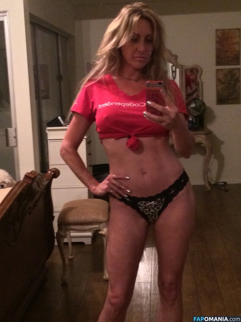 Carrie Michalka Naakt Gelekte foto #71