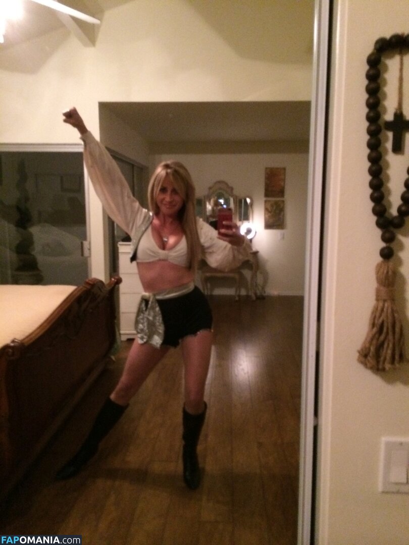 Carrie Michalka Naakt Gelekte foto #93