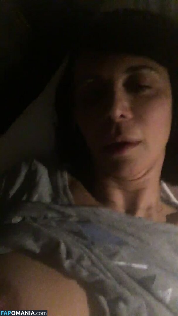 Catherine Bell Naakt Gelekte foto #24