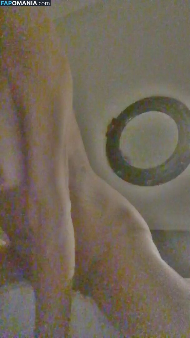 Catherine Bell Naakt Gelekte foto #38