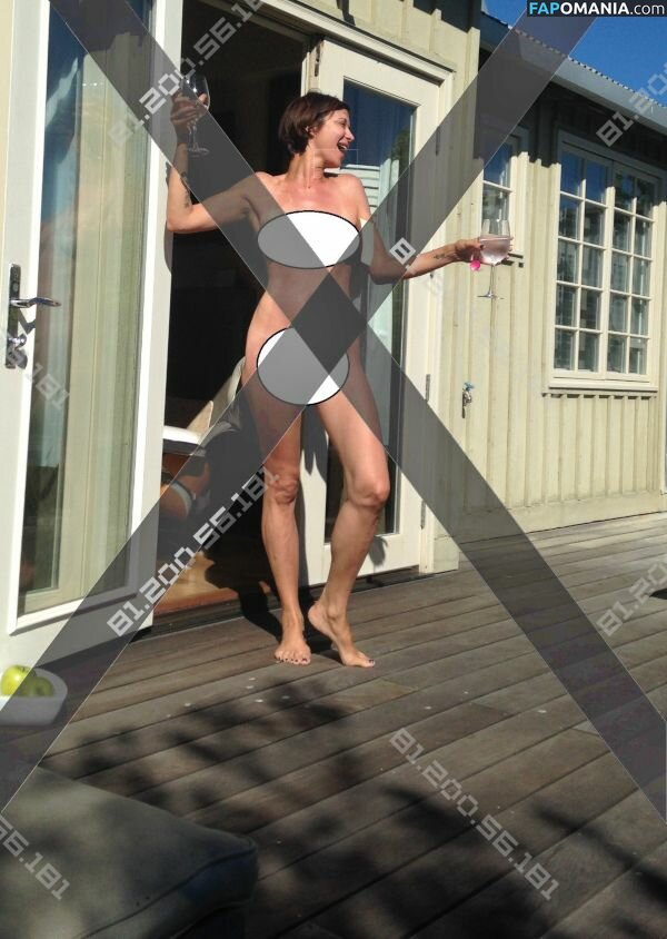 Catherine Bell Naakt Gelekte foto #44
