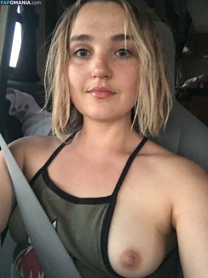 Chloe Fineman Naakt Gelekte foto #7