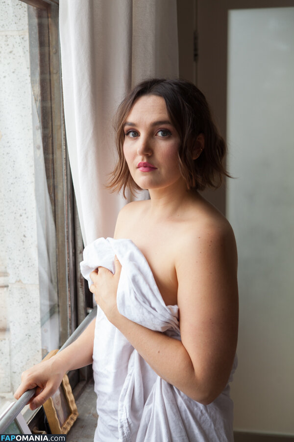 Chloe Fineman Naakt Gelekte foto #13
