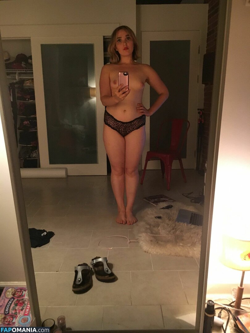 Chloe Fineman Naakt Gelekte foto #18