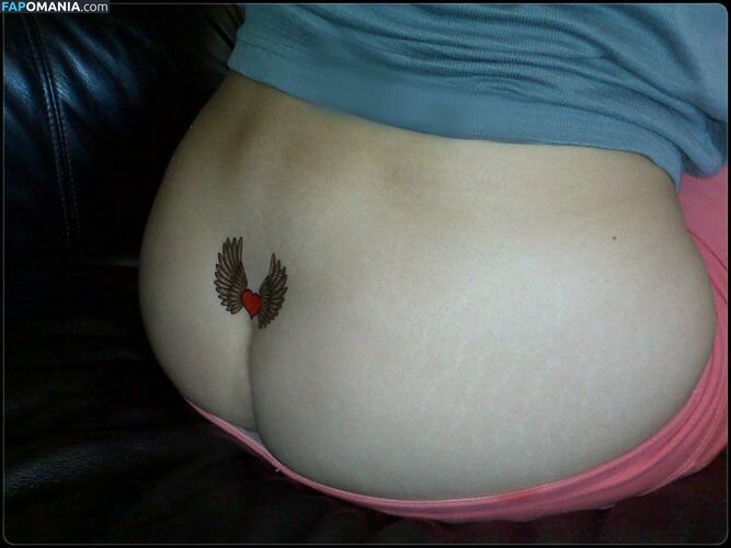 Daniela Lazar Naakt Gelekte foto #6